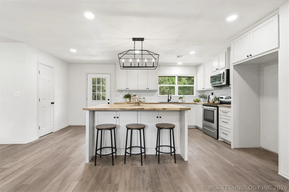 7460 Dogwood Ardmore, OK 73401