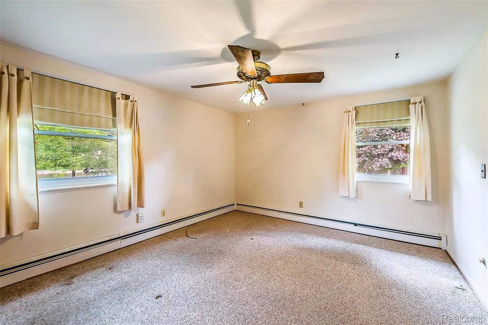 1165 Camelot Drive Putnam Township, MI 48169
