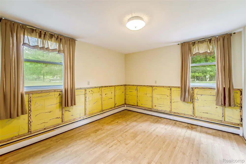 1165 Camelot Drive Putnam Township, MI 48169