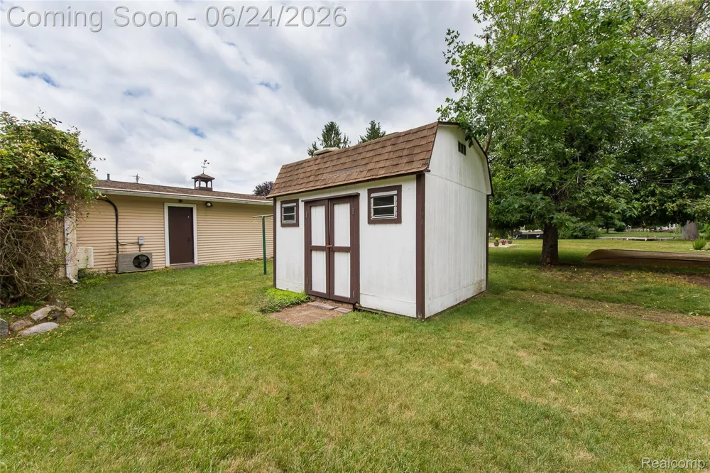 1165 Camelot Drive Putnam Township, MI 48169