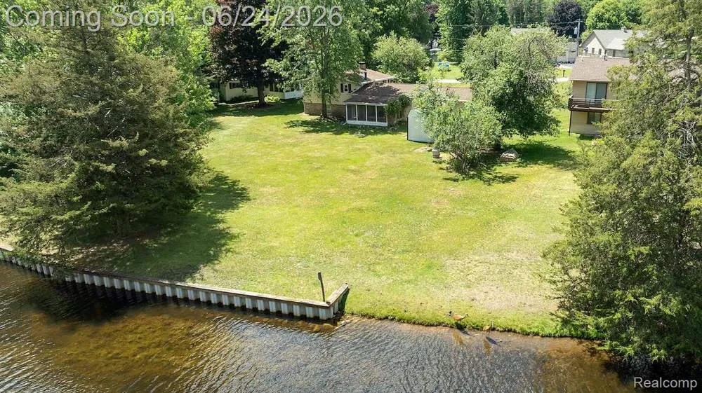 1165 Camelot Drive Putnam Township, MI 48169