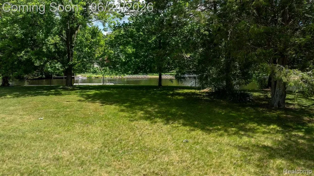 1165 Camelot Drive Putnam Township, MI 48169