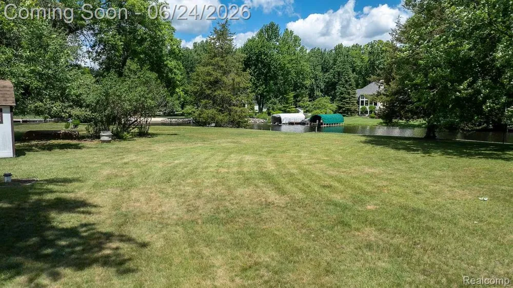 1165 Camelot Drive Putnam Township, MI 48169