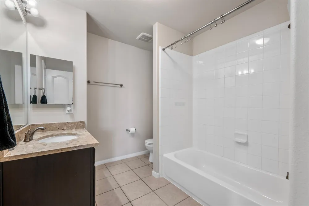 314 Gulf Winds Drive Bacliff, TX 77518