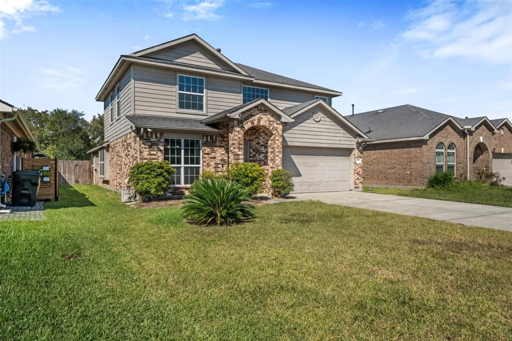 314 Gulf Winds Drive Bacliff, TX 77518