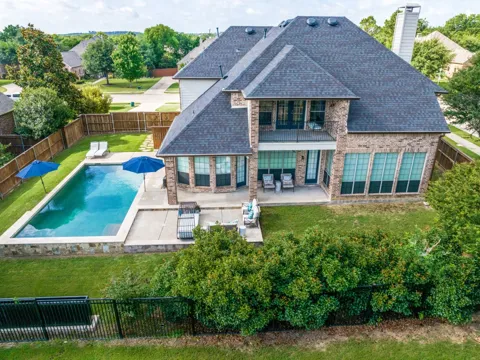301 Foxcroft Lane