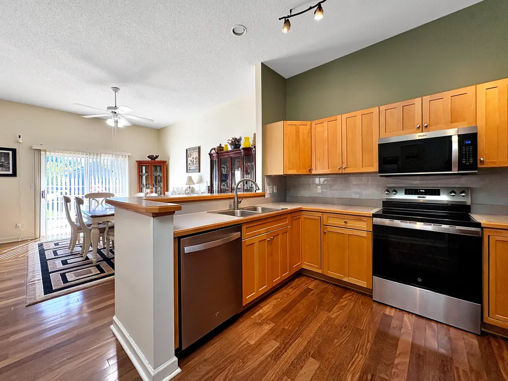 1591 Hickory Trace Drive Stevensville, MI 49127