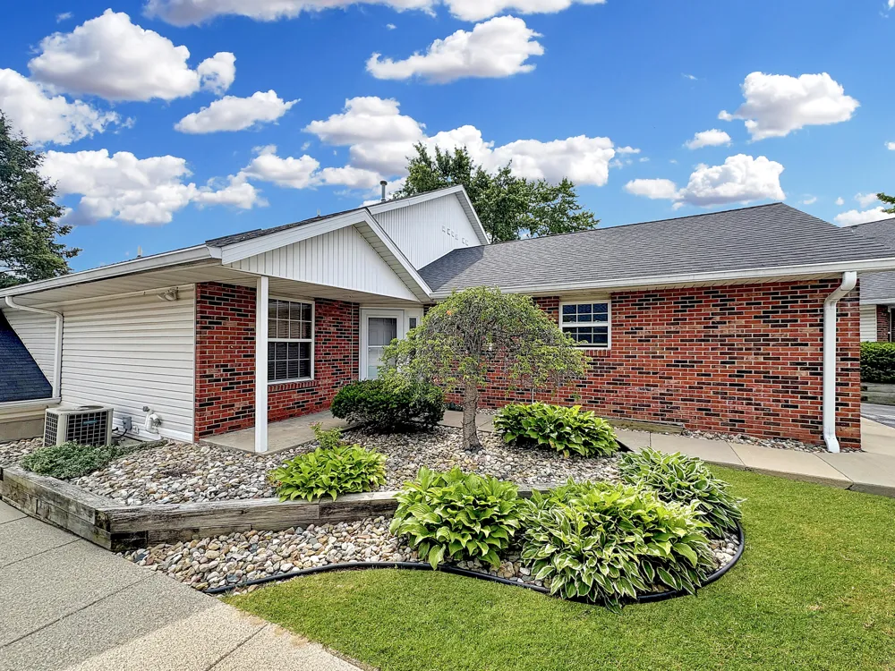 1591 Hickory Trace Drive Stevensville, MI 49127