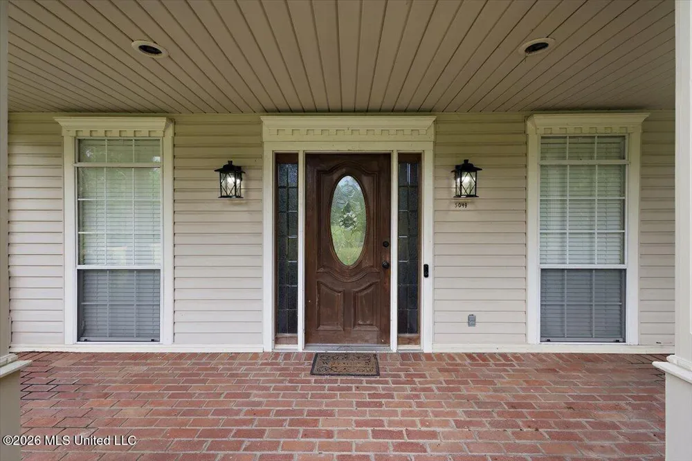 5049 Springridge Road Raymond, MS 39154
