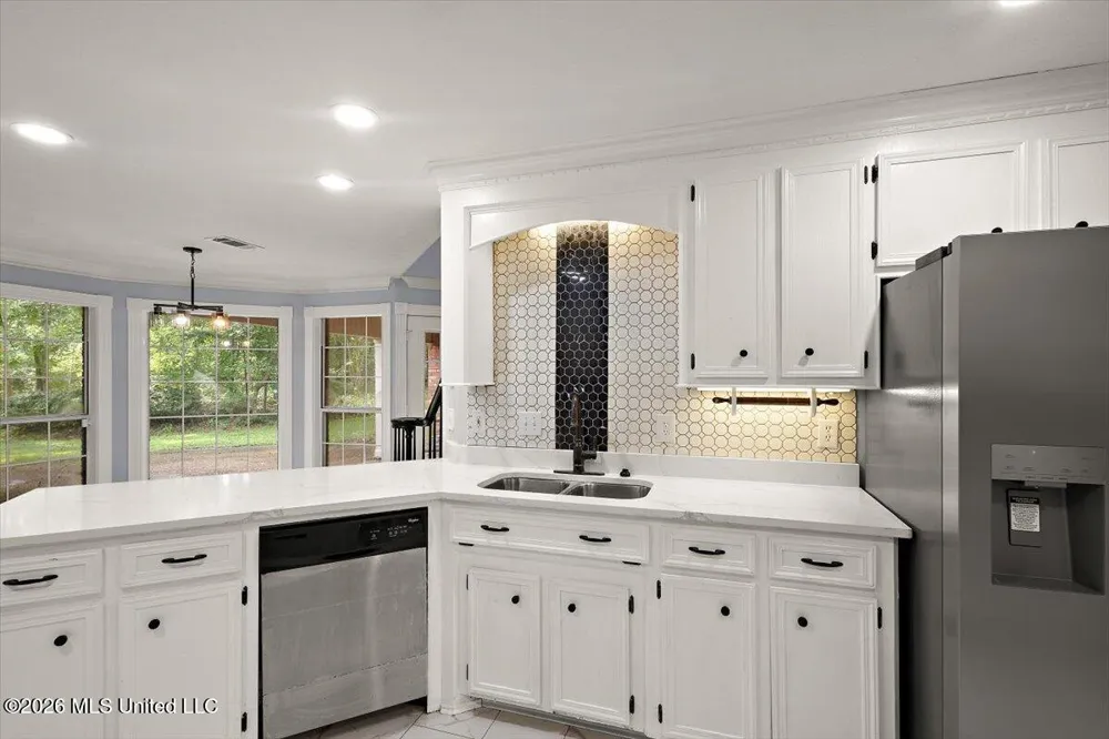 5049 Springridge Road Raymond, MS 39154