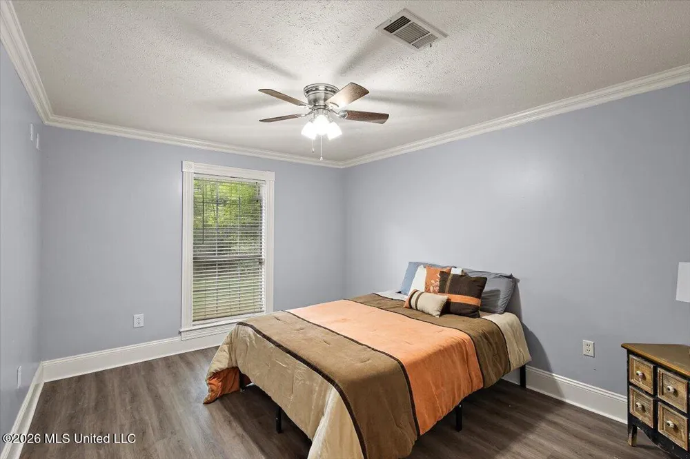 5049 Springridge Road Raymond, MS 39154