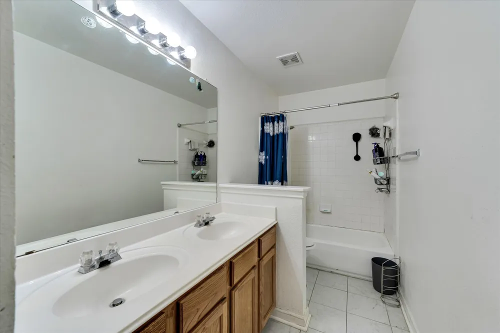 2601 Highcloud Drive Lockhart, TX 78644