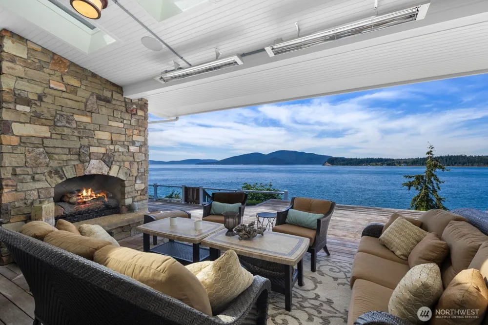 1114 B AVENUE Anacortes, WA 98221