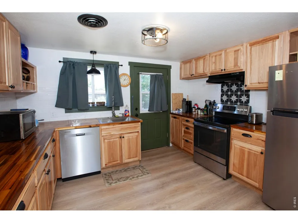 324 3rd Avenue Sterling, CO 80751