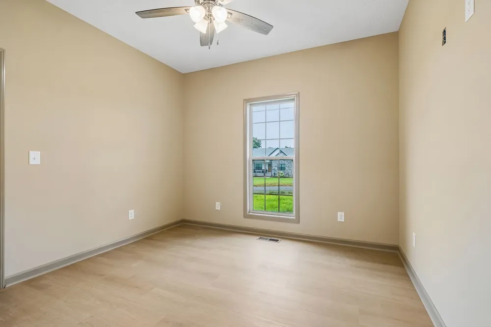 245 Makinley Dr Lafayette, TN 37083