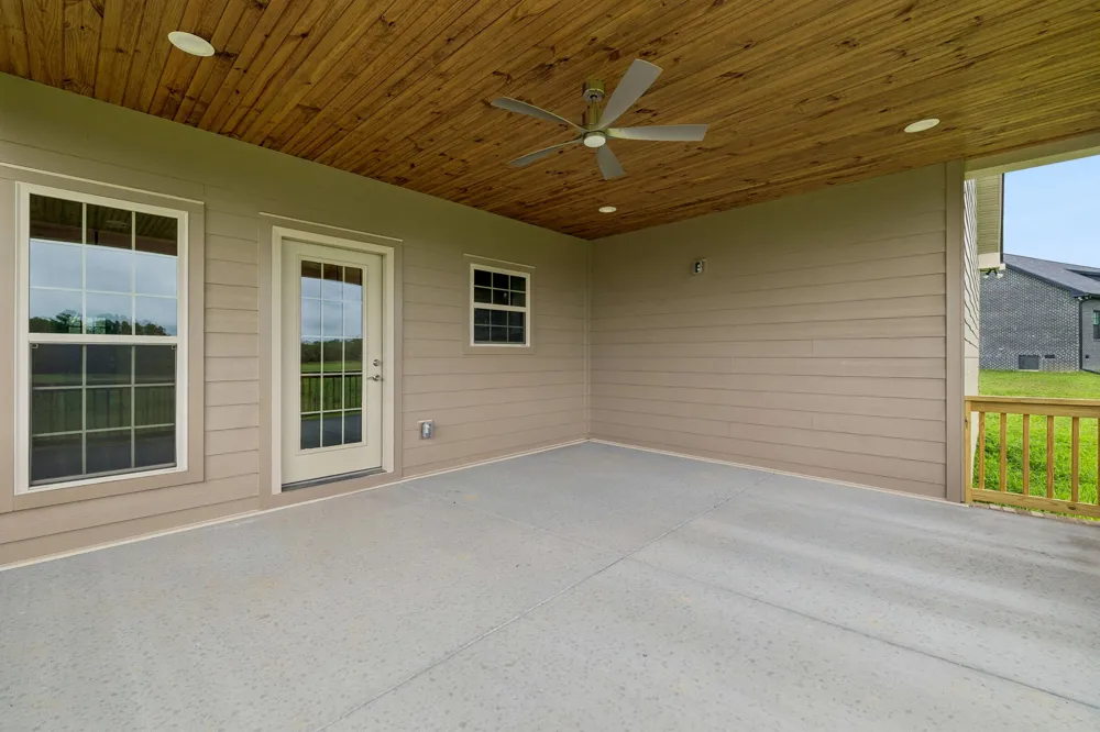 245 Makinley Dr Lafayette, TN 37083