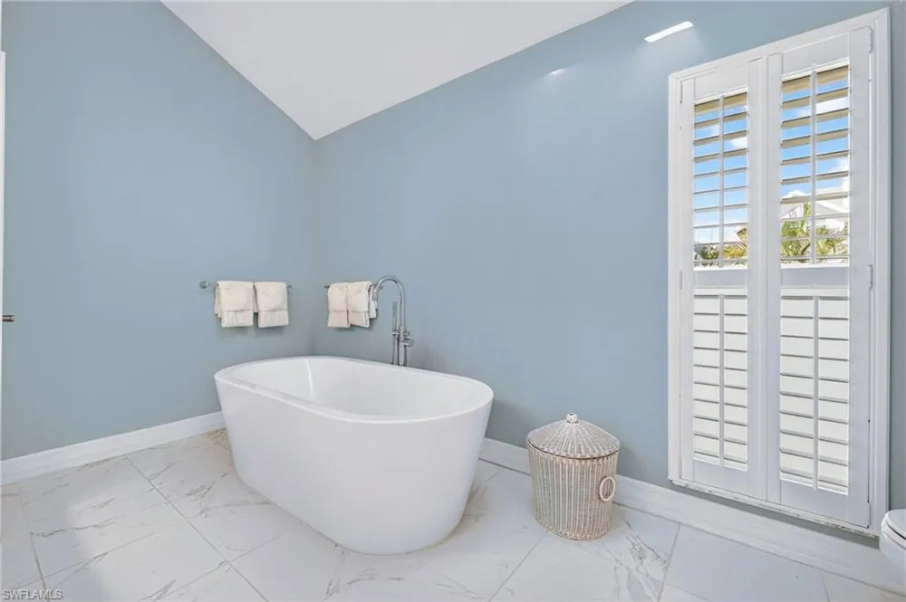 280 Southwinds Drive Sanibel, FL 33957