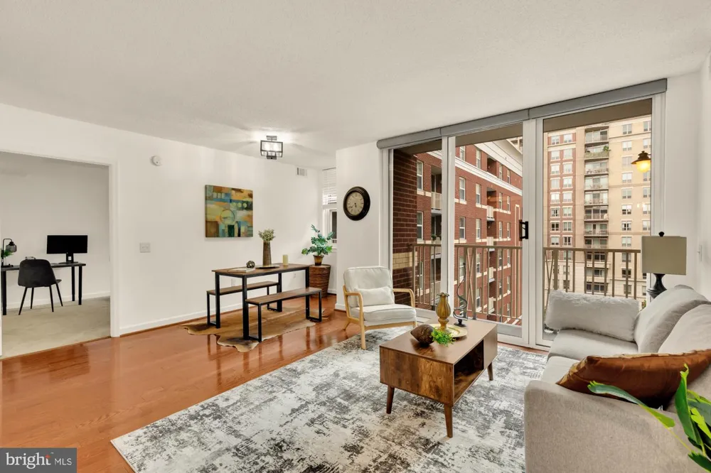 880 POLLARD STREET #801 Arlington, VA 22203