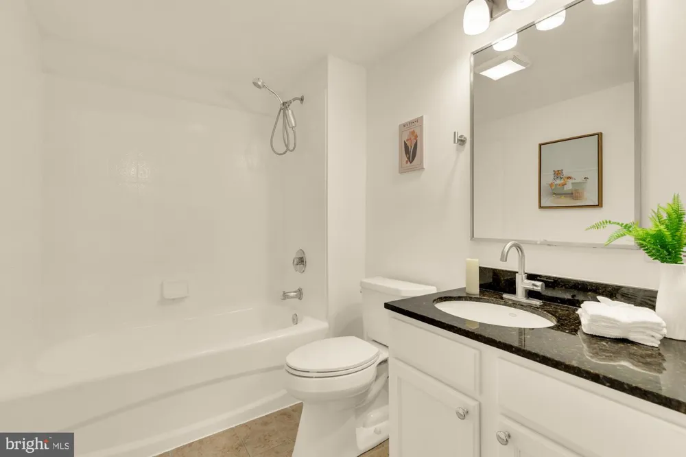 880 POLLARD STREET #801 Arlington, VA 22203