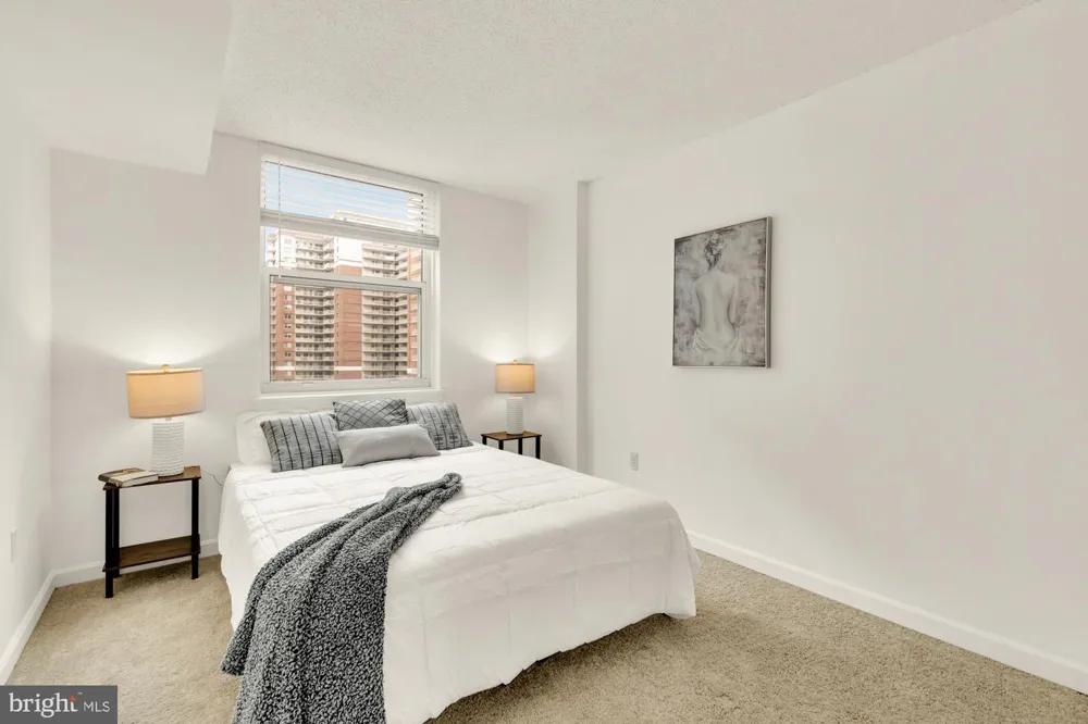 880 POLLARD STREET #801 Arlington, VA 22203
