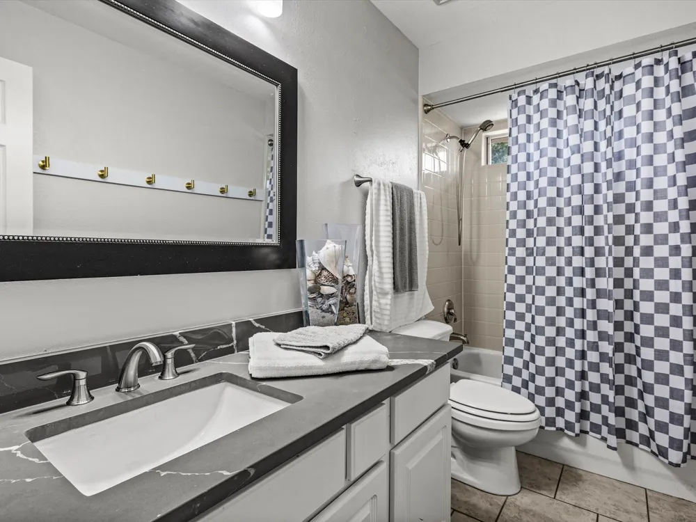 3802 Coral Circle Seabrook, TX 77586