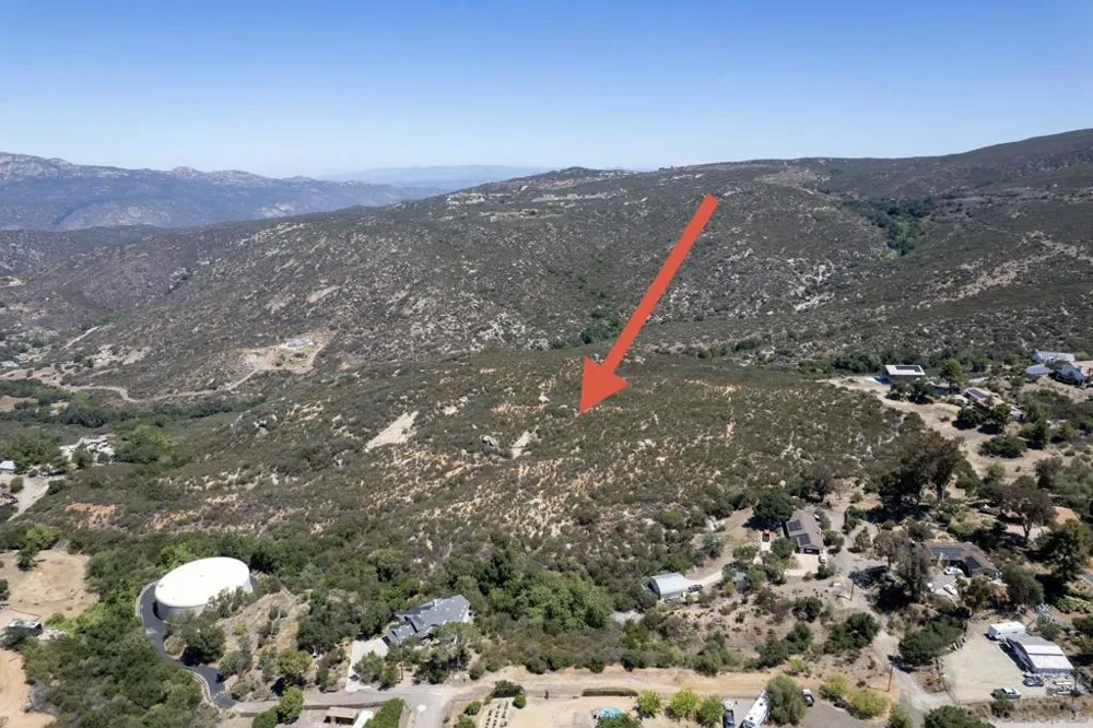 Victoria Drive Alpine, CA 91901