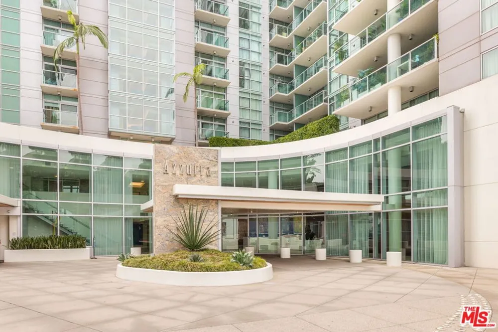 13700 Marina Pointe Drive #415 Marina del Rey, CA 90292