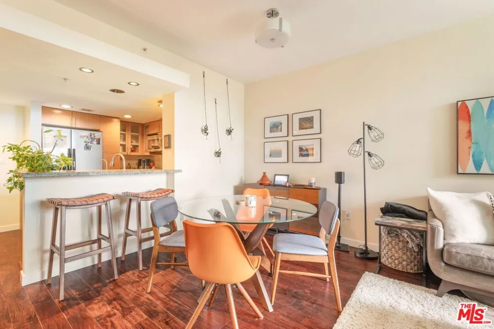 13700 Marina Pointe Drive #415 Marina del Rey, CA 90292