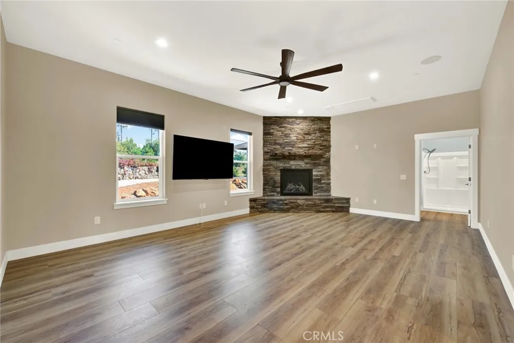1690 BEND LANE Paradise, CA 95963