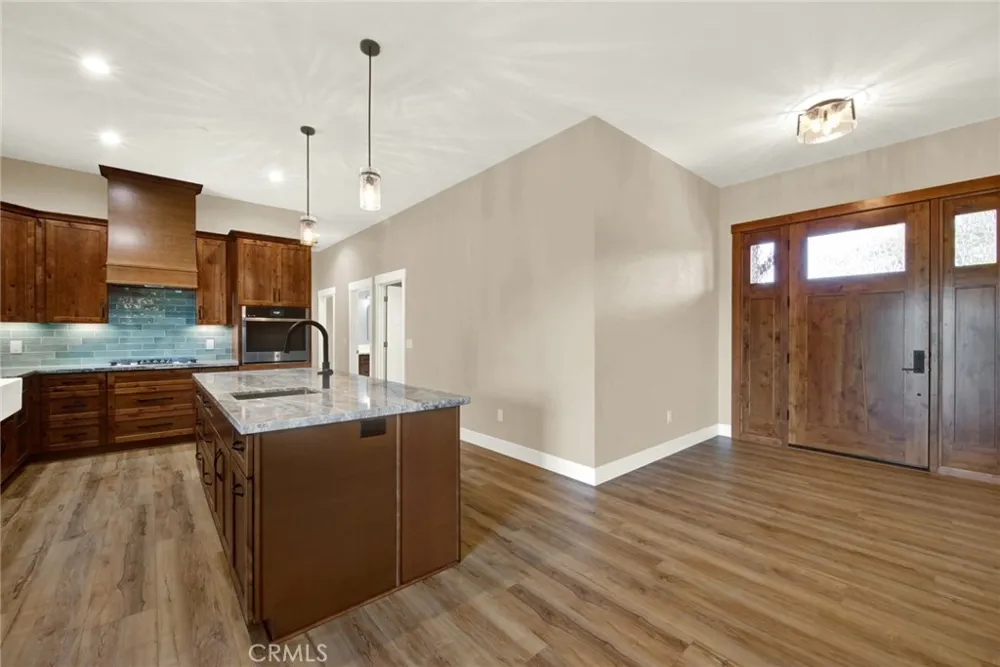 1690 BEND LANE Paradise, CA 95963