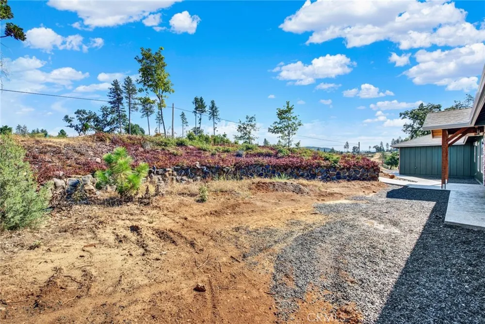 1690 BEND LANE Paradise, CA 95963