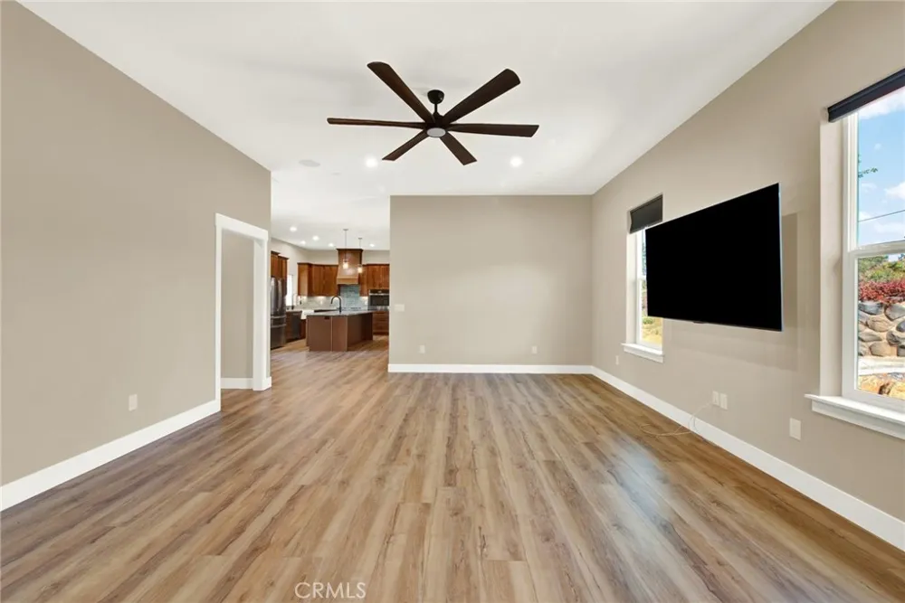 1690 BEND LANE Paradise, CA 95963