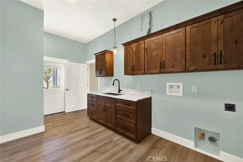 1690 BEND LANE Paradise, CA 95963