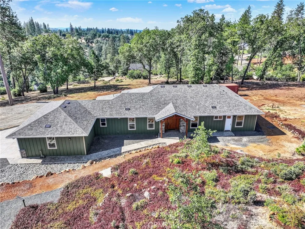 1690 BEND LANE Paradise, CA 95963