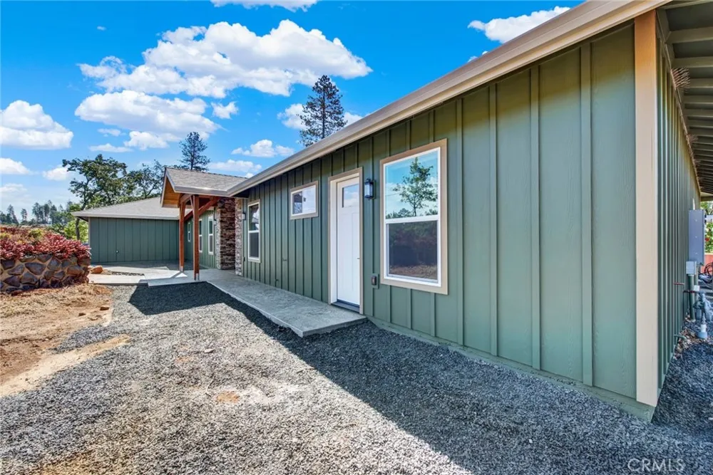 1690 BEND LANE Paradise, CA 95963