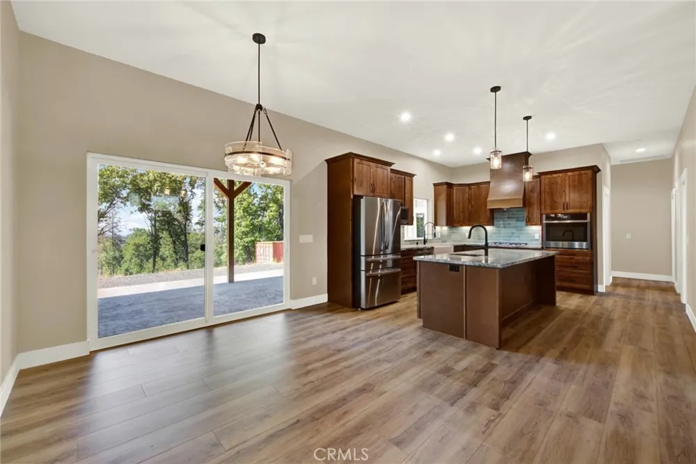 1690 BEND LANE Paradise, CA 95963
