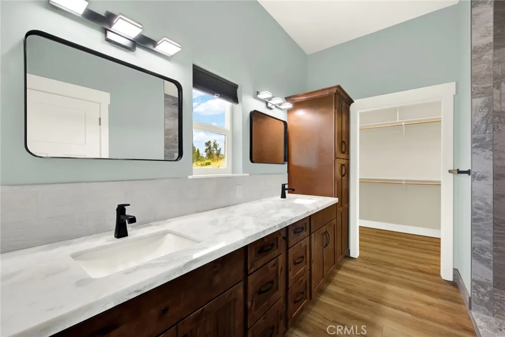 1690 BEND LANE Paradise, CA 95963