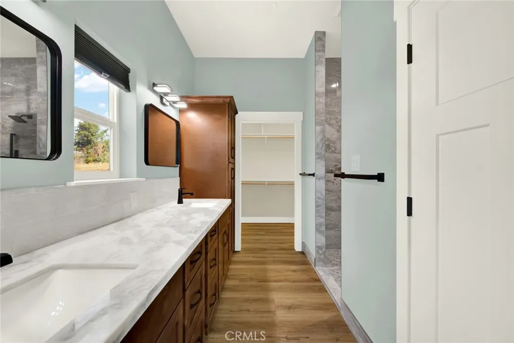 1690 BEND LANE Paradise, CA 95963
