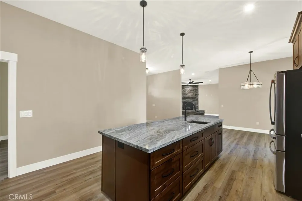 1690 BEND LANE Paradise, CA 95963