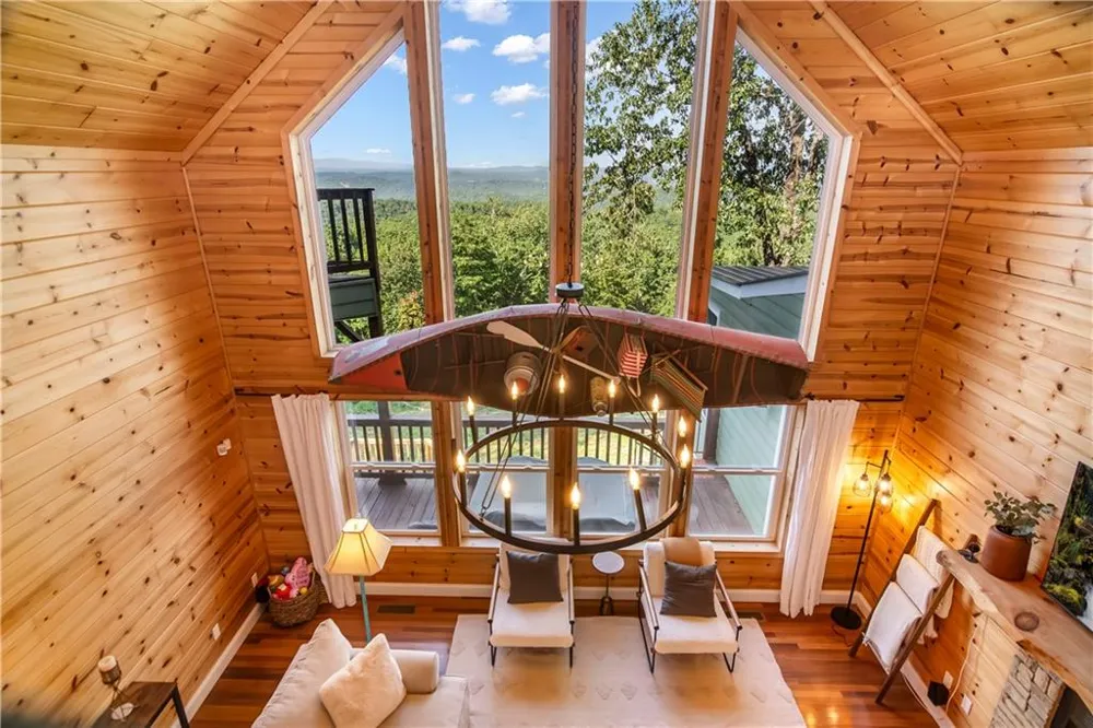 1269 Hunter Dr Ranger, GA 30734