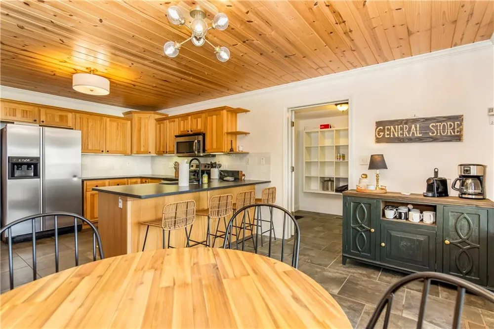 1269 Hunter Dr Ranger, GA 30734