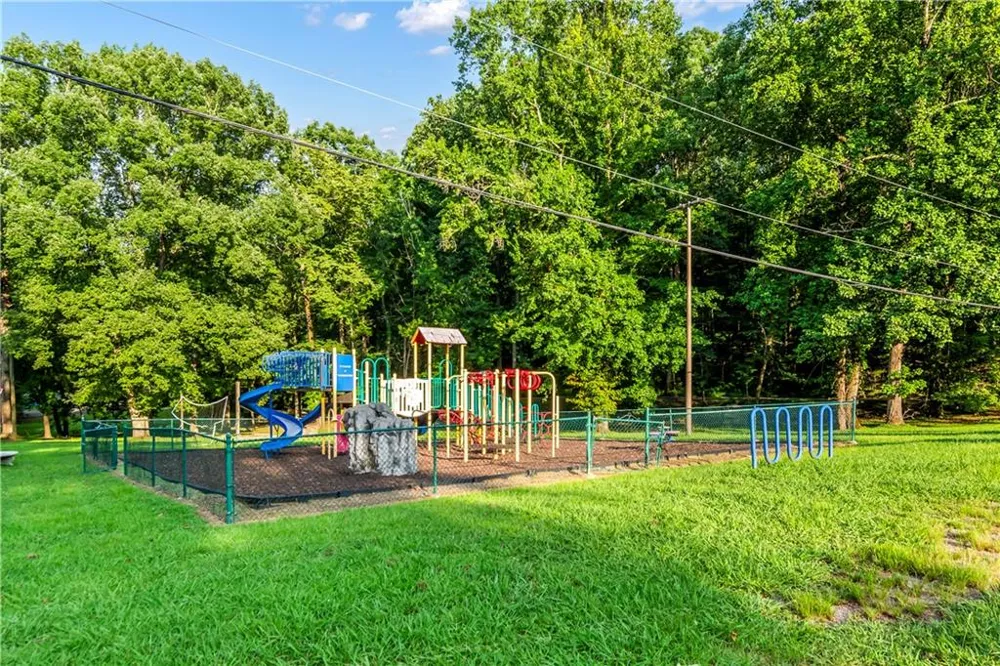 1269 Hunter Dr Ranger, GA 30734