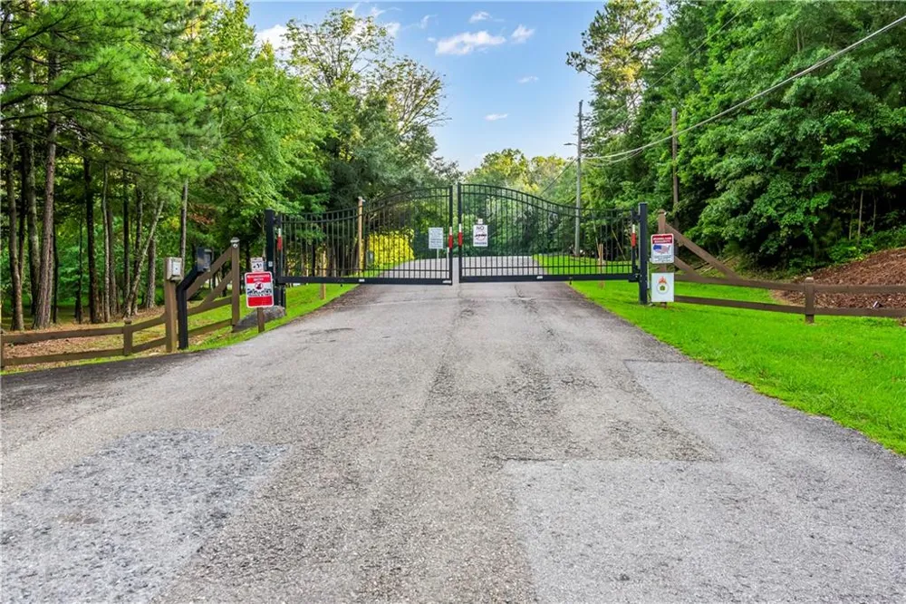 1269 Hunter Dr Ranger, GA 30734