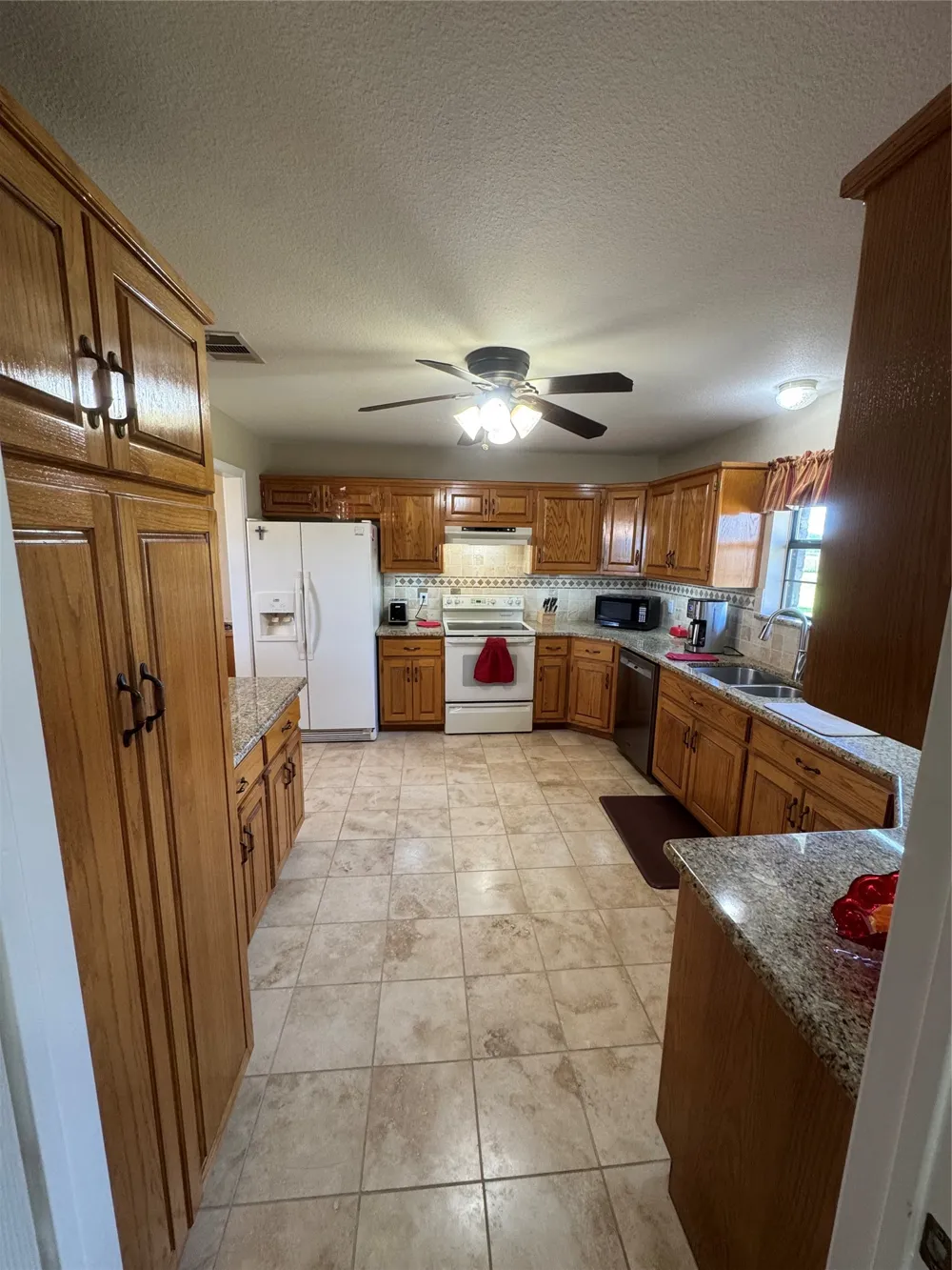 6655 County Road 118 Kaufman, TX 75142