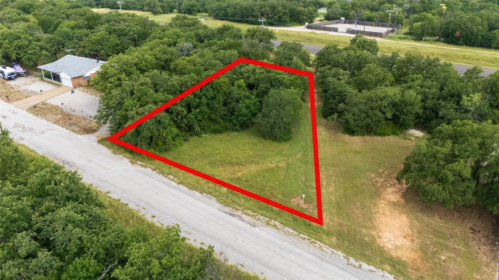 Segundo Drive Runaway Bay, TX 76426