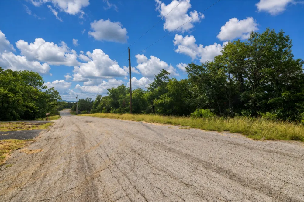Segundo Drive Runaway Bay, TX 76426