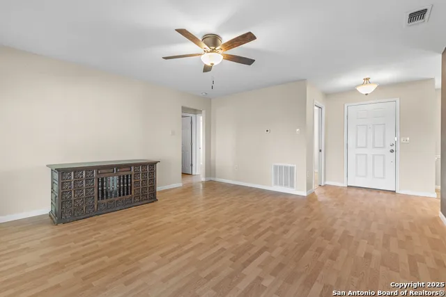 1591 Leissner School Seguin, TX 78155