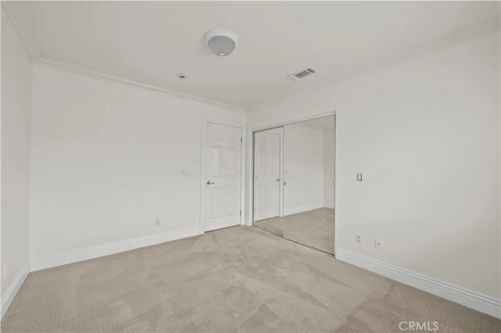 17779 Merridy Northridge, CA 91325