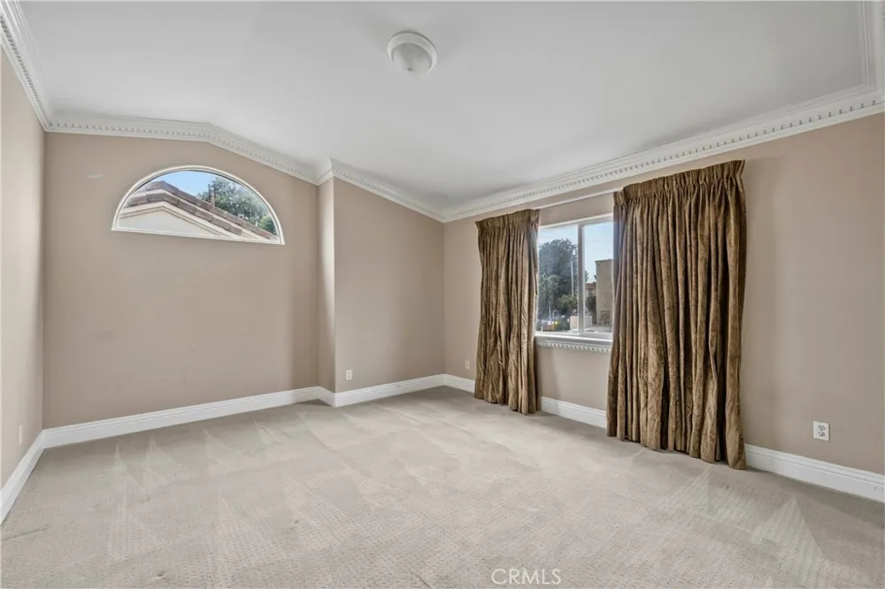 17779 Merridy Northridge, CA 91325