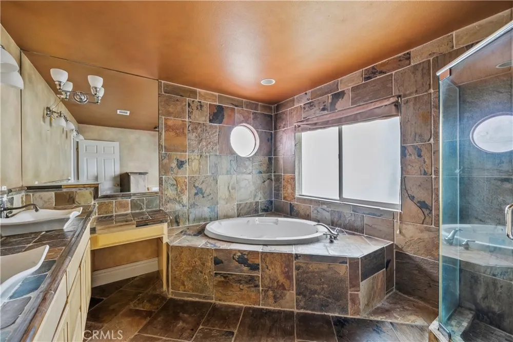 17779 Merridy Northridge, CA 91325